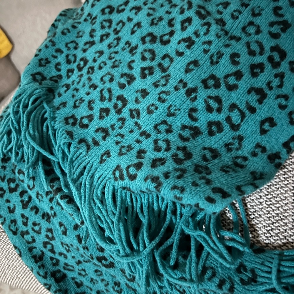Leopard print scarf